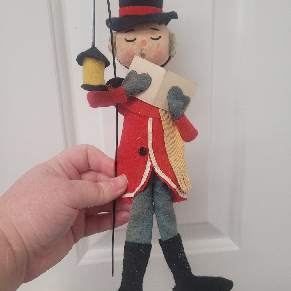 Preowned Vintage R. Dakin & Company Dream Dolls Caroler